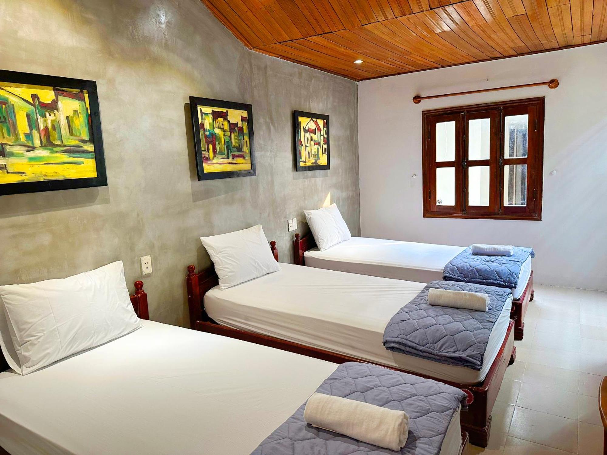 Harmony Old Town Hostel And Pool Bar Hoi An Exterior photo